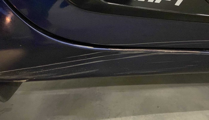 2020 Maruti Swift ZXI PLUS AMT, Petrol, Automatic, 29,404 km, Right running board - Slightly rusted