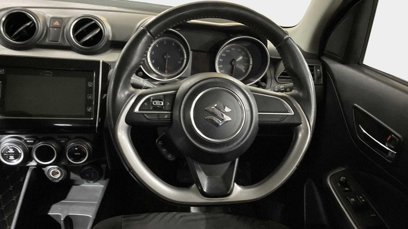 2020 Maruti Swift ZXI PLUS AMT, Petrol, Automatic, 29,404 km, Steering Wheel Close Up