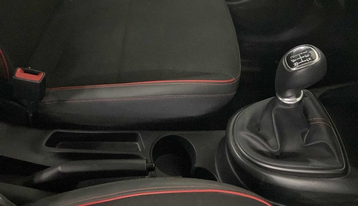 2019 Hyundai GRAND I10 NIOS SPORTZ 1.2 KAPPA VTVT DUAL TONE, Petrol, Manual, 19,586 km, Gear Lever