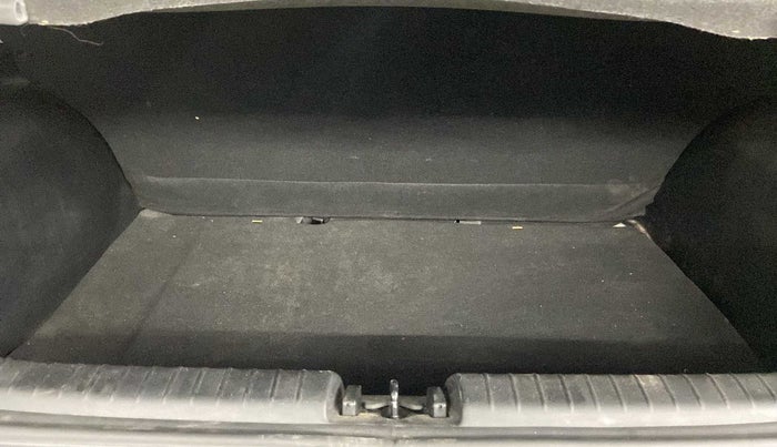 2019 Hyundai GRAND I10 NIOS SPORTZ 1.2 KAPPA VTVT DUAL TONE, Petrol, Manual, 19,586 km, Boot Inside