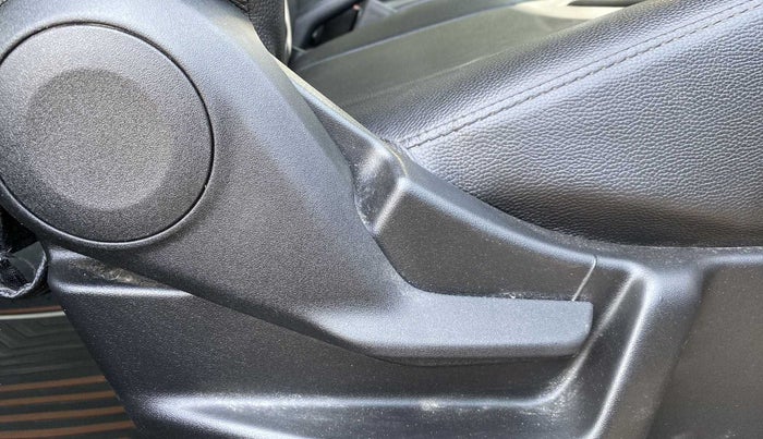 2022 Maruti New Wagon-R ZXI 1.2, Petrol, Manual, 6,360 km, Driver Side Adjustment Panel