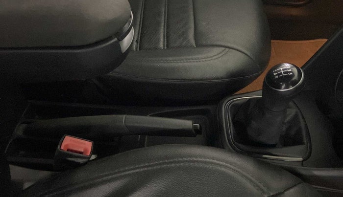 2019 Volkswagen Polo COMFORTLINE 1.0L MPI, Petrol, Manual, 25,786 km, Gear Lever