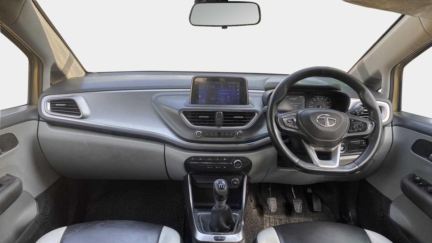 2020 Tata ALTROZ XZ PETROL, Petrol, Manual, 93,526 km, Dashboard