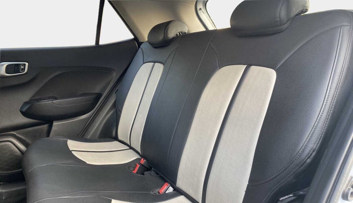 2021 Hyundai VENUE SX 1.0 TURBO IMT, Petrol, Manual, 17,925 km, Right Side Rear Door Cabin