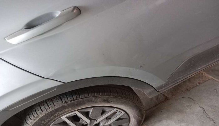 2021 Hyundai VENUE SX 1.0 TURBO IMT, Petrol, Manual, 17,925 km, Right rear door - Slightly dented