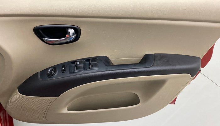2013 Hyundai i10 SPORTZ 1.2 AT, Petrol, Automatic, 78,272 km, Driver Side Door Panels Control