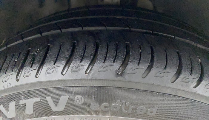 2020 Tata ALTROZ XZ PETROL, Petrol, Manual, 30,423 km, Right Front Tyre Tread