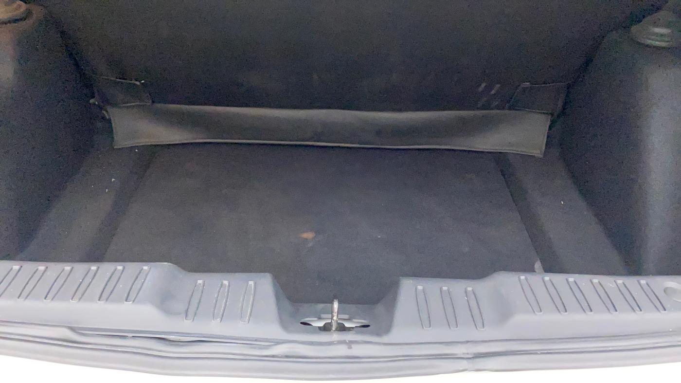 2020 Tata ALTROZ XZ PETROL, Petrol, Manual, 30,423 km, Boot Inside