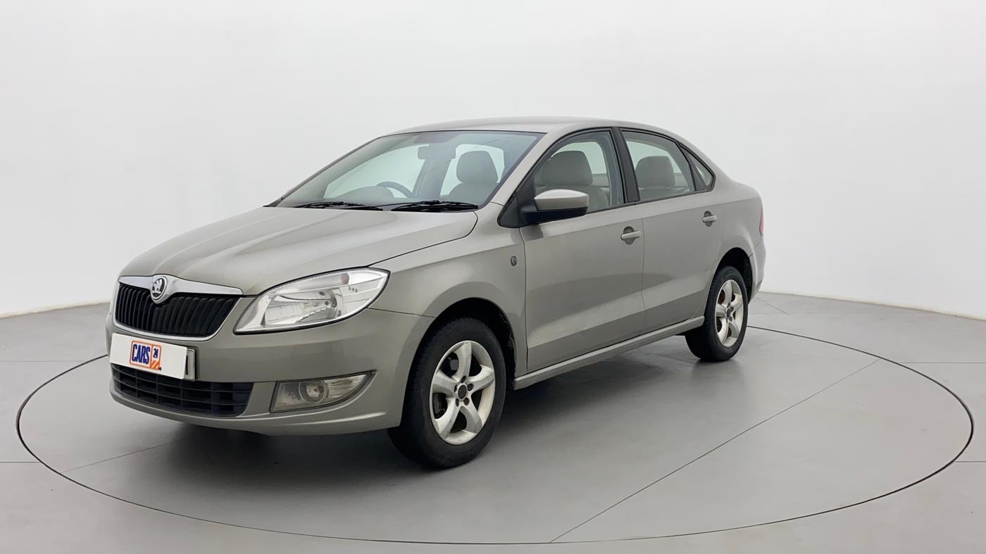 2013 Skoda Rapid ELEGANCE 1.6 MPI MT, Petrol, Manual, 96,965 km, Left Front Diagonal