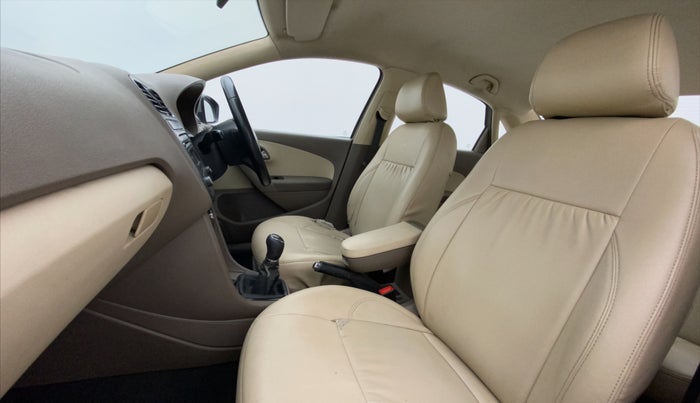 2013 Skoda Rapid ELEGANCE 1.6 MPI MT, Petrol, Manual, 96,965 km, Right Side Front Door Cabin