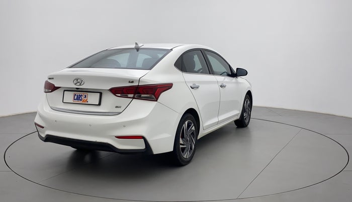 2019 Hyundai Verna 1.6 VTVT SX O, CNG, Manual, 61,381 km, Right Back Diagonal