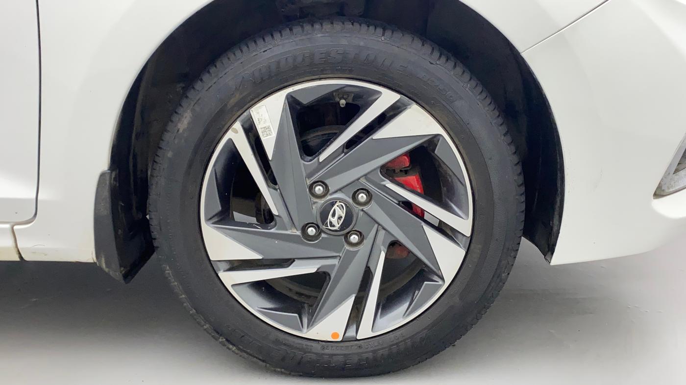 2019 Hyundai Verna 1.6 VTVT SX O, CNG, Manual, 61,381 km, Right Front Wheel