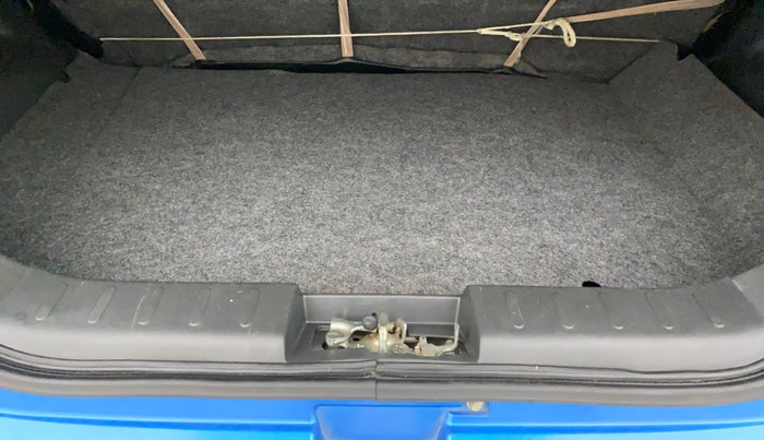 2017 Maruti Alto 800 LXI, Petrol, Manual, 40,707 km, Boot Inside