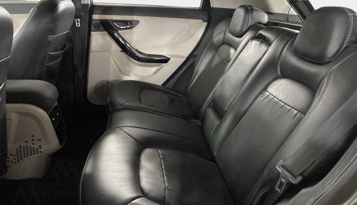 2020 Tata NEXON XZ PLUS (O) PETROL, Petrol, Manual, 31,357 km, Right Side Rear Door Cabin