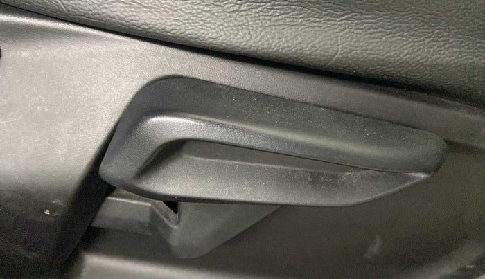 2020 Tata NEXON XZ PLUS (O) PETROL, Petrol, Manual, 31,357 km, Driver Side Adjustment Panel