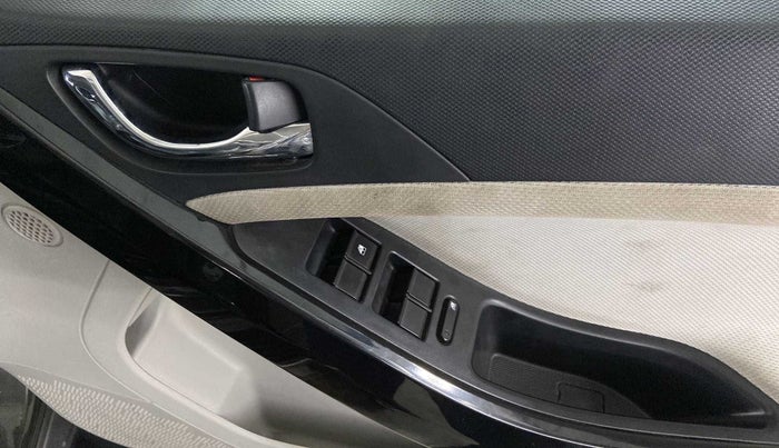 2020 Tata NEXON XZ PLUS (O) PETROL, Petrol, Manual, 31,357 km, Driver Side Door Panels Control
