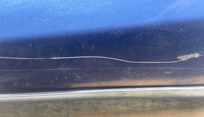 2020 Maruti XL6 ZETA AT, Petrol, Automatic, 24,663 km, Rear left door - Minor scratches