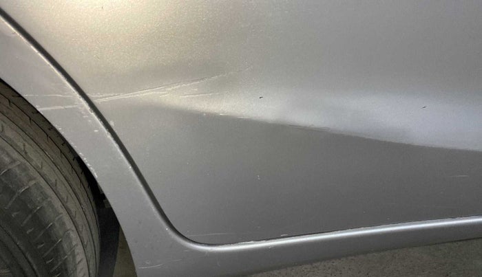 2015 Honda Brio VX AT, Petrol, Automatic, 70,049 km, Right rear door - Slightly dented