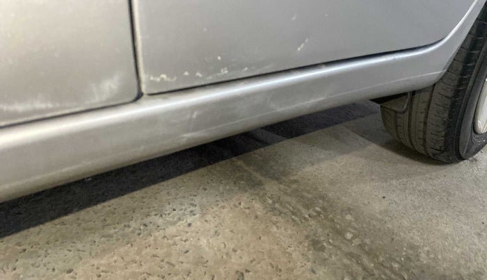 2015 Honda Brio VX AT, Petrol, Automatic, 70,049 km, Left running board - Minor scratches