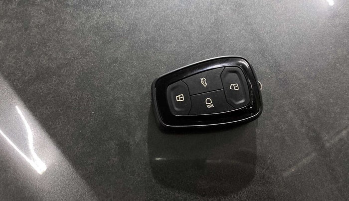 2022 Tata NEXON XZA PLUS (HS) PETROL, Petrol, Automatic, 28,630 km, Key Close Up