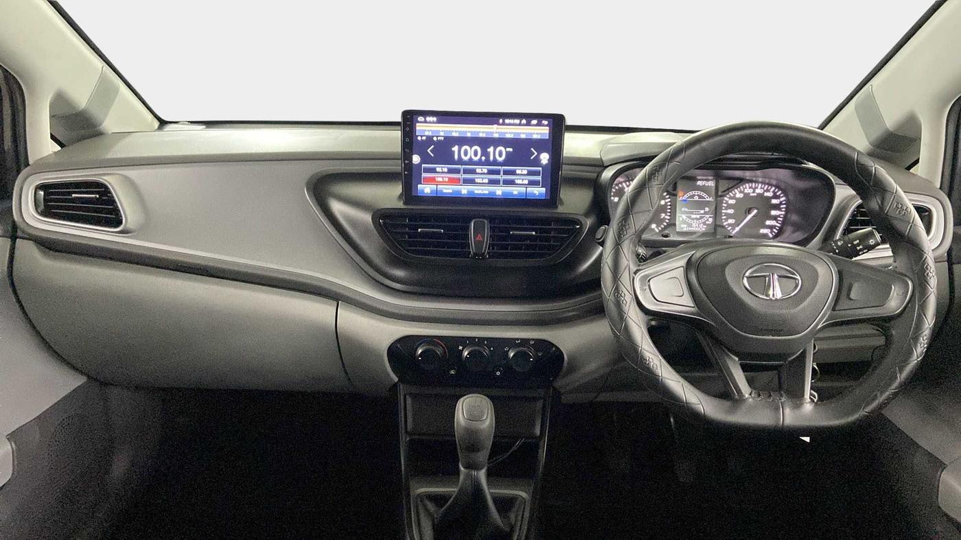 2020 Tata ALTROZ XE PETROL, Petrol, Manual, 15,412 km, Dashboard