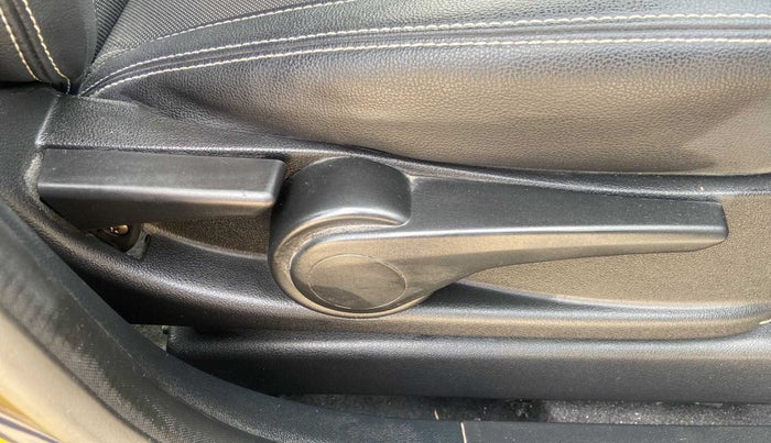 2018 Tata TIGOR XZ PLUS PETROL, Petrol, Manual, 24,219 km, Driver Side Adjustment Panel