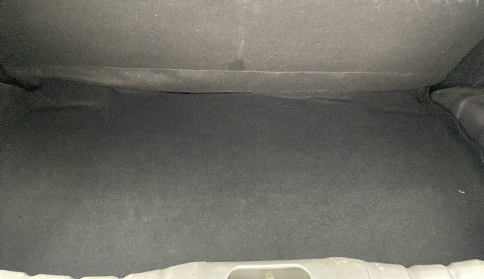 2014 Hyundai Eon ERA +, Petrol, Manual, 37,549 km, Boot Inside