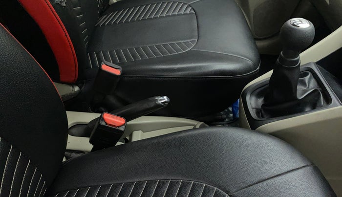 2014 Maruti Celerio VXI, Petrol, Manual, 1,25,649 km, Gear Lever