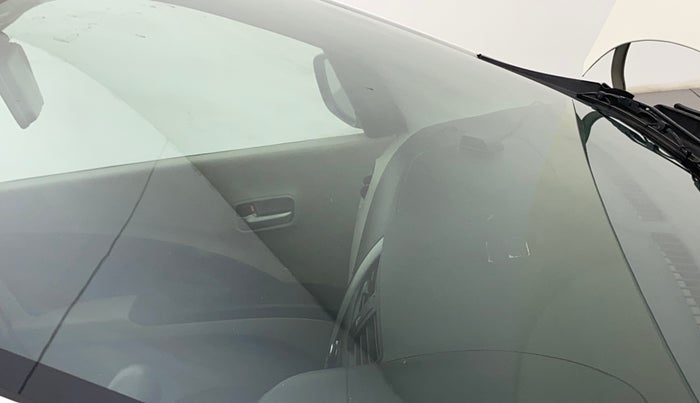 2014 Maruti Celerio VXI, Petrol, Manual, 1,25,649 km, Front windshield - Minor spot on windshield