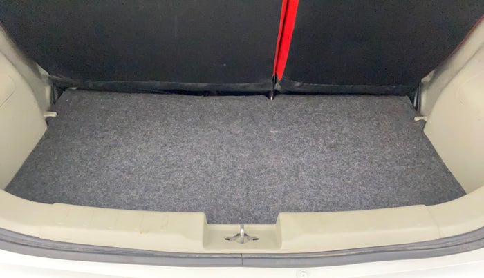 2014 Maruti Celerio VXI, Petrol, Manual, 1,25,649 km, Boot Inside