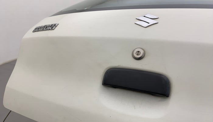 2014 Maruti Celerio VXI, Petrol, Manual, 1,25,649 km, Dicky (Boot door) - Paint has minor damage