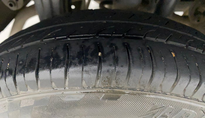 2016 Maruti Alto 800 LXI, Petrol, Manual, 59,662 km, Right Rear Tyre Tread