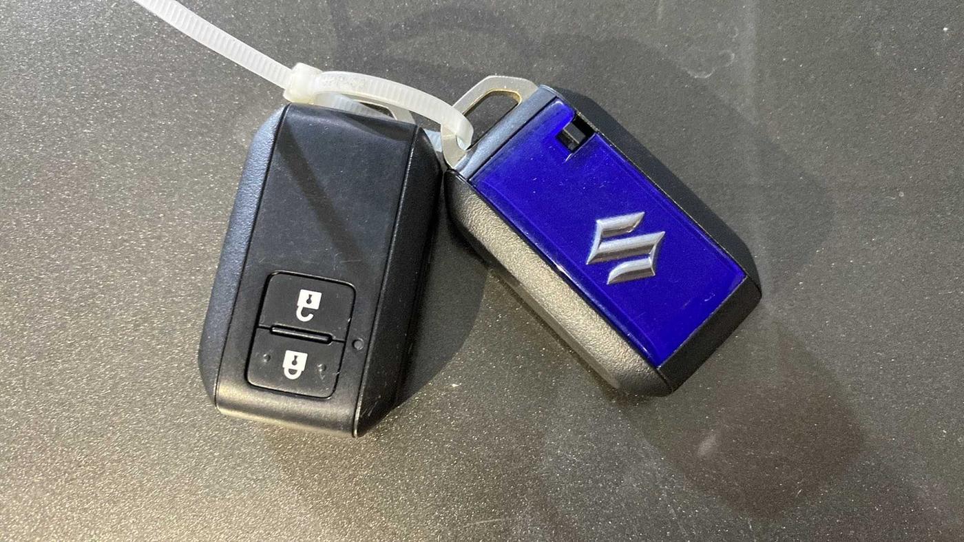 2021 Maruti Swift ZXI PLUS, Petrol, Manual, 17,543 km, Key Close Up