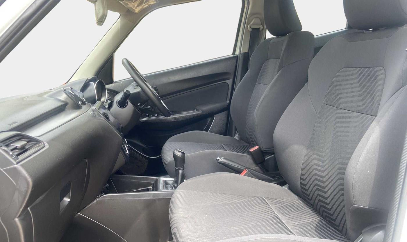 2021 Maruti Swift VXI, Petrol, Manual, 16,456 km, Right Side Front Door Cabin