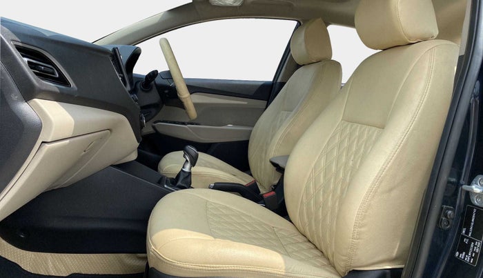 2021 Hyundai Verna SX 1.5 VTVT, Petrol, Manual, 22,505 km, Right Side Front Door Cabin