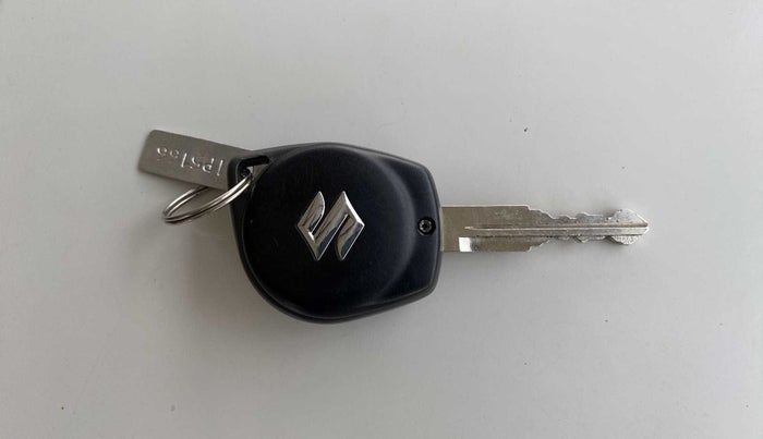 2015 Maruti Wagon R 1.0 VXI, Petrol, Manual, 37,361 km, Key Close Up