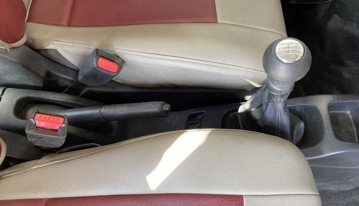 2015 Maruti Wagon R 1.0 LXI, Petrol, Manual, 44,237 km, Gear Lever