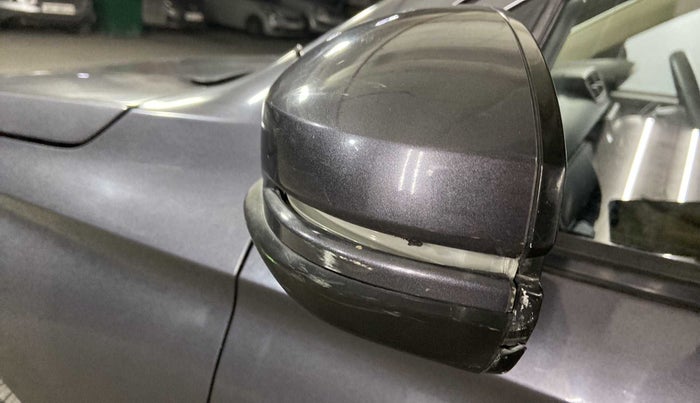 2018 Honda Amaze 1.2L I-VTEC S, Petrol, Manual, 23,056 km, Left rear-view mirror - Cover has minor damage