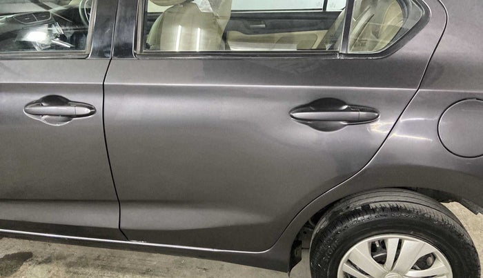 2018 Honda Amaze 1.2L I-VTEC S, Petrol, Manual, 23,056 km, Rear left door - Minor scratches