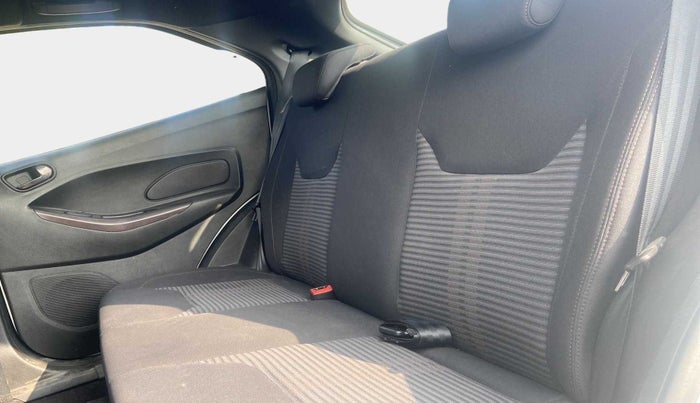 2020 Ford FREESTYLE TITANIUM 1.2 PETROL, Petrol, Manual, 22,515 km, Right Side Rear Door Cabin