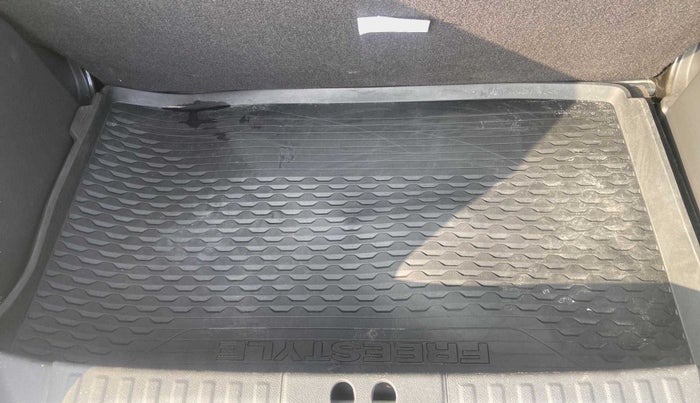 2020 Ford FREESTYLE TITANIUM 1.2 PETROL, Petrol, Manual, 22,515 km, Boot Inside