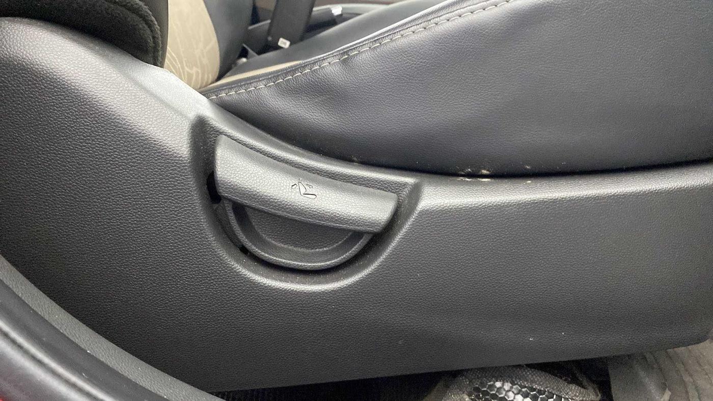 2018 Hyundai Grand i10 SPORTZ (O) AT 1.2 KAPPA VTVT, Petrol, Automatic, 49,452 km, Driver Side Adjustment Panel