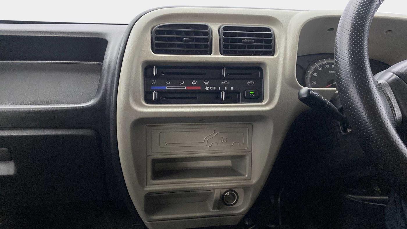 2019 Maruti Eeco 5 STR WITH A/C+HTR, Petrol, Manual, 54,579 km, Air Conditioner