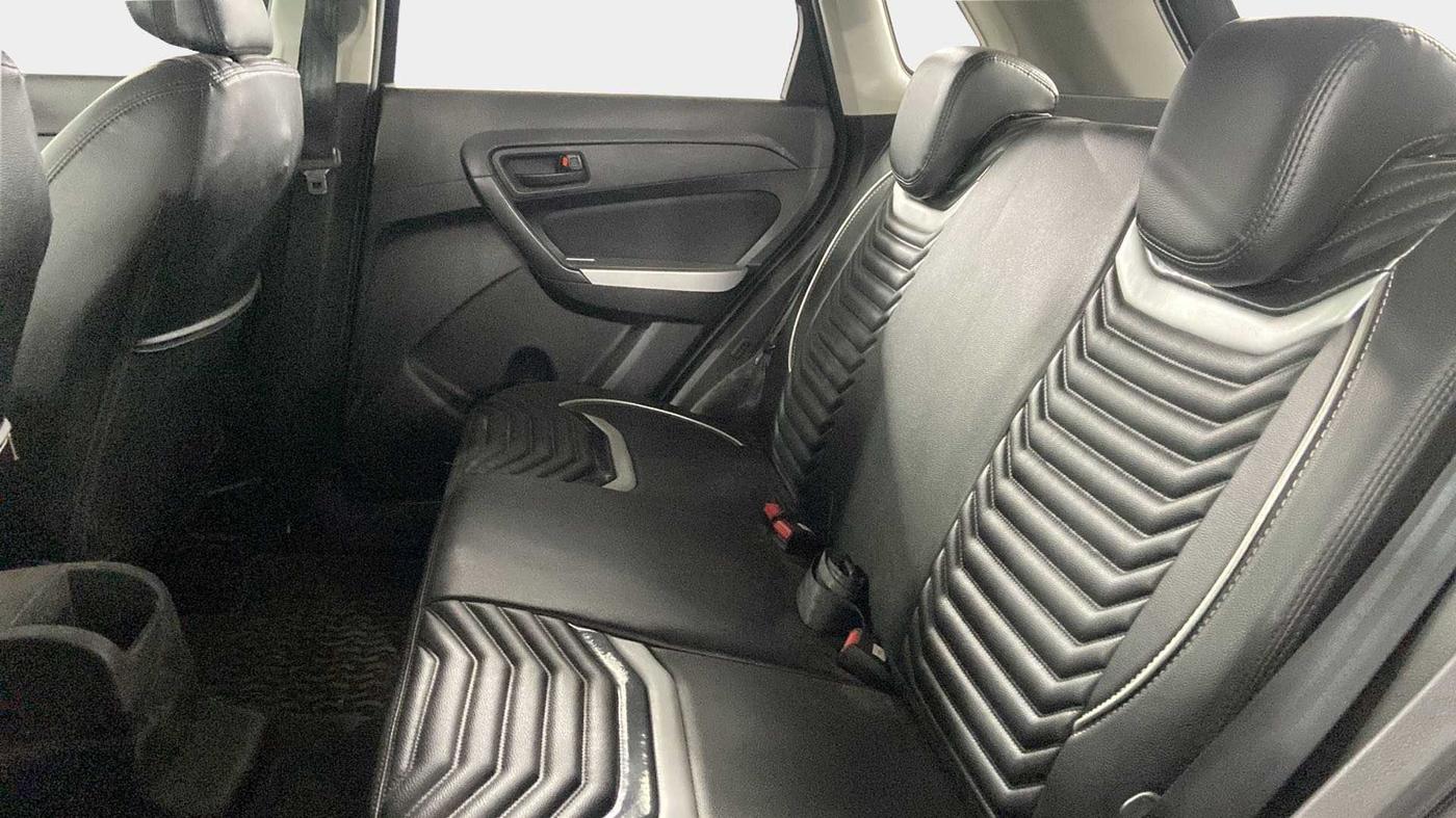 2021 Maruti Vitara Brezza VXI, Petrol, Manual, 12,057 km, Right Side Rear Door Cabin