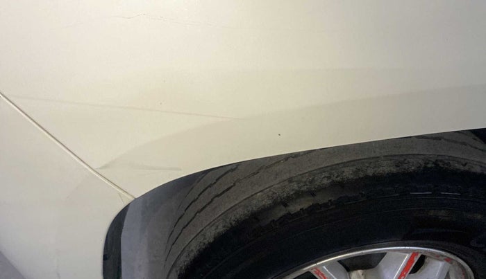 2018 Mahindra TUV300 T8, Diesel, Manual, 54,635 km, Right quarter panel - Minor scratches