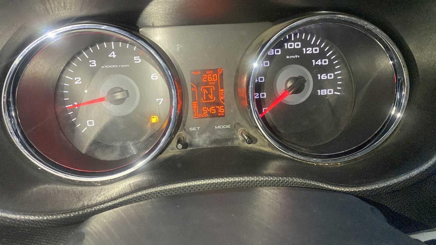 2018 Mahindra TUV300 T8, Diesel, Manual, 54,635 km, Odometer Image
