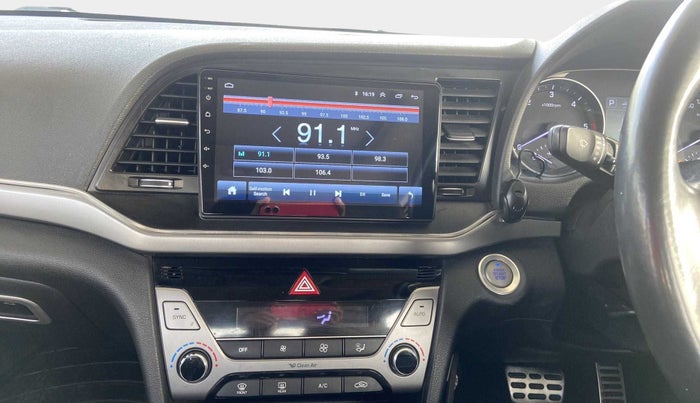 2017 Hyundai New Elantra 1.6 SX (O) AT DIESEL, Diesel, Automatic, 83,806 km, Air Conditioner