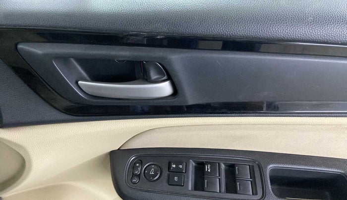 2020 Honda Amaze 1.2L I-VTEC S, Petrol, Manual, 38,872 km, Driver Side Door Panels Control
