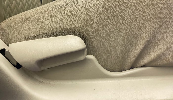 2018 Maruti Celerio ZXI, Petrol, Manual, 59,729 km, Driver Side Adjustment Panel