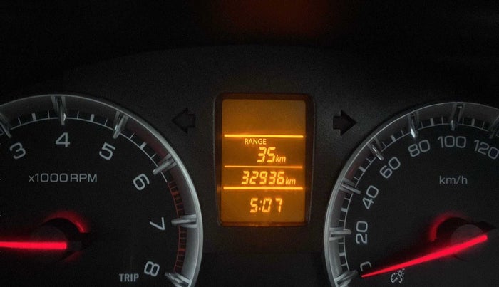 2017 Maruti Swift VXI O, Petrol, Manual, 32,914 km, Odometer Image